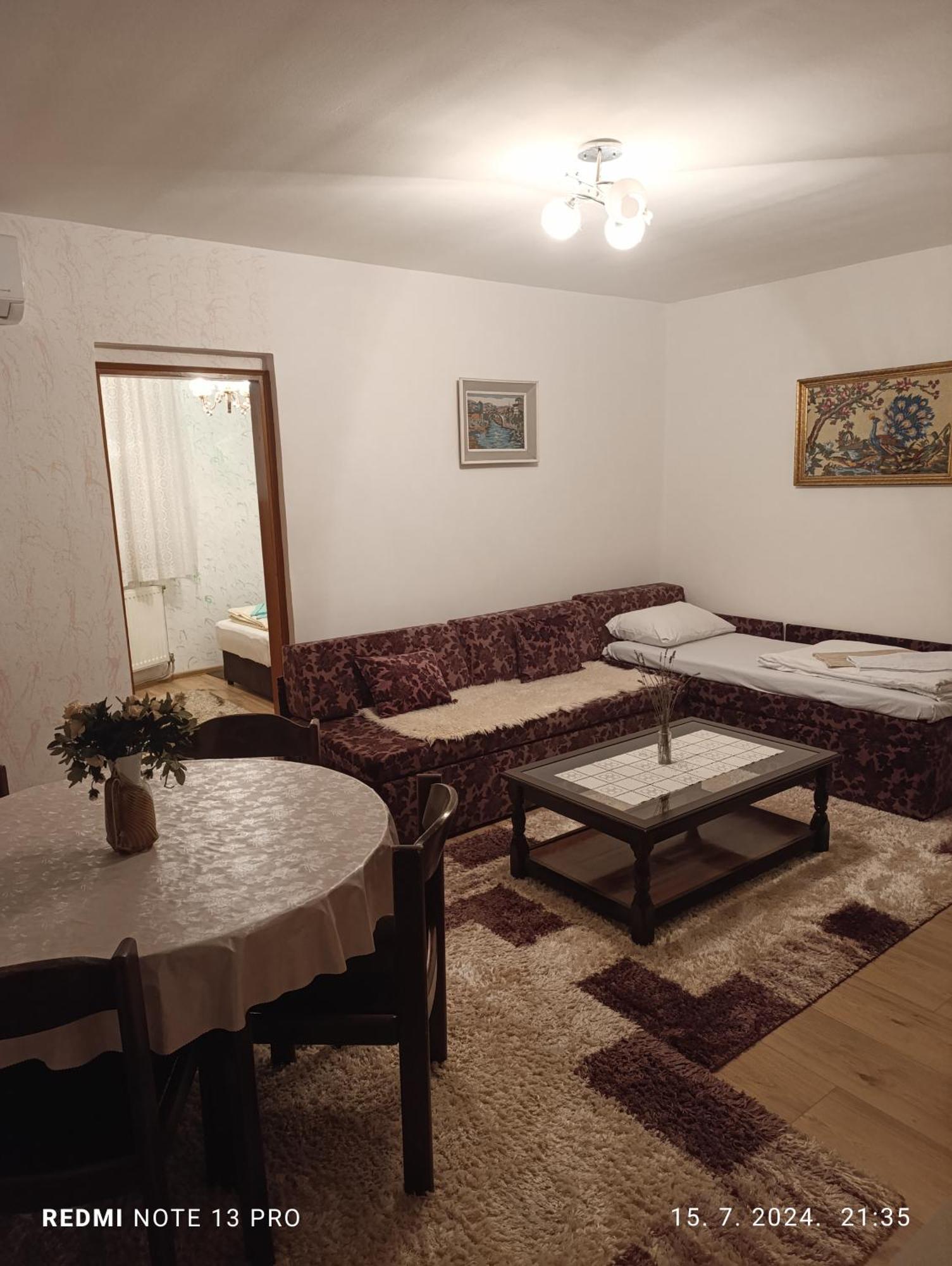 Apartment Safir - Free Parking Σαράγεβο Εξωτερικό φωτογραφία